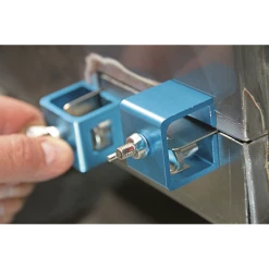 Sealey 4pc Butt Welding Clamp Set -Bodyshop Store AK6805 ACT IN USE DFC0884458