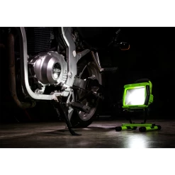 Sealey 10W SMD LED Rechargeable Portable Floodlight 8 Sealey 10W SMD LED Rechargeable Portable Floodlight -Bodyshop Store LED109C.V3 ACT LIGHTING MOTORBIKE