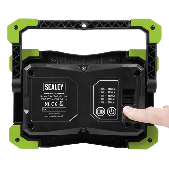 Sealey 30W COB LED Portable Floodlight And Power Bank 6 Sealey 30W COB LED Portable Floodlight And Power Bank - Image 6