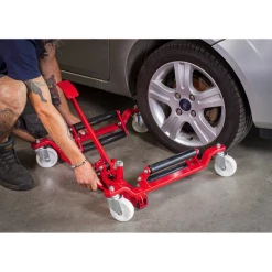 Sealey 570kg Wheel Skate -Bodyshop Store WS570.V2 ACT PUTTING UNDER WHEEL